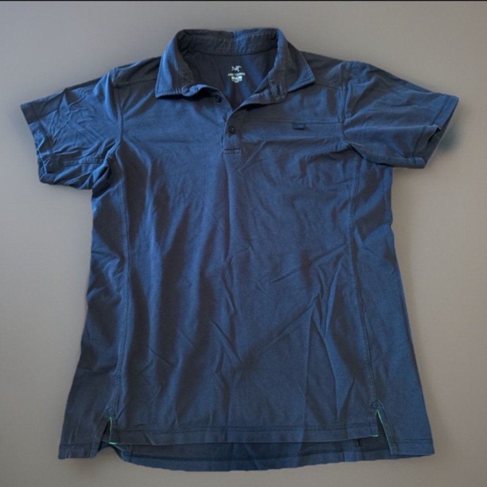 Arc'teryx Men’s Captive Polo Shirt Medium Black Short Sleeve Performance